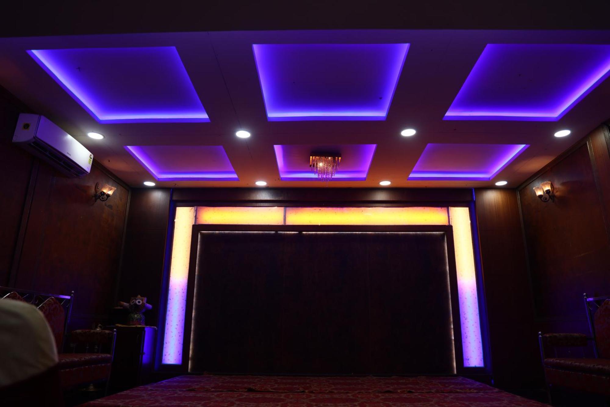 Hotel Bhubaneswari Classic Brahmapur Buitenkant foto